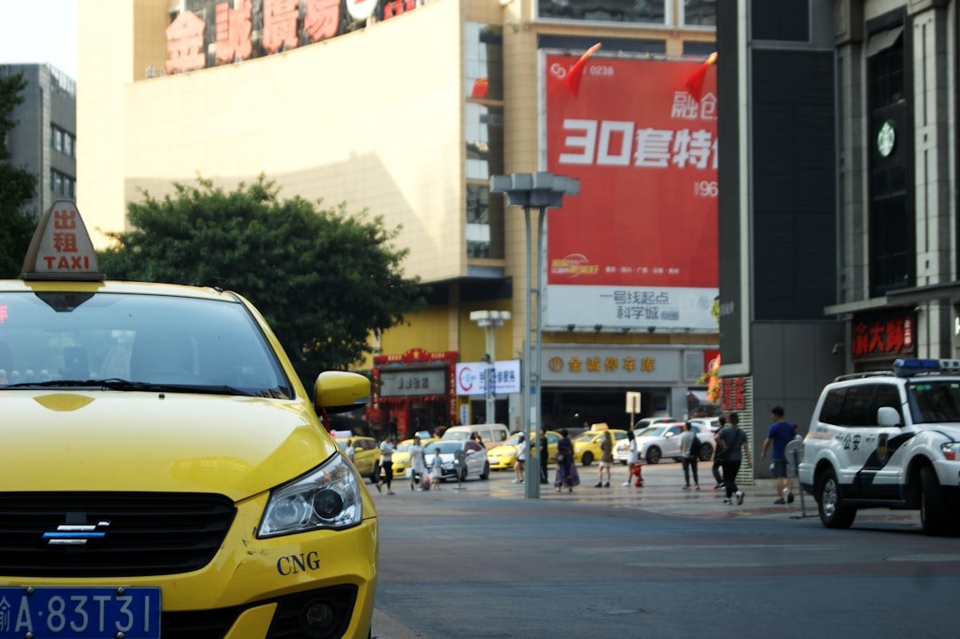 Как выбрать китайский автомобиль для городской эксплуатации: ключевые критерии выбора в 2025 году
